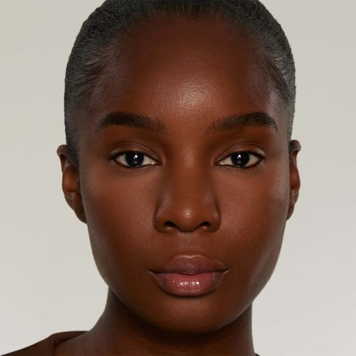 KYLIE COSMETICS Natural Blur Brightening Powder