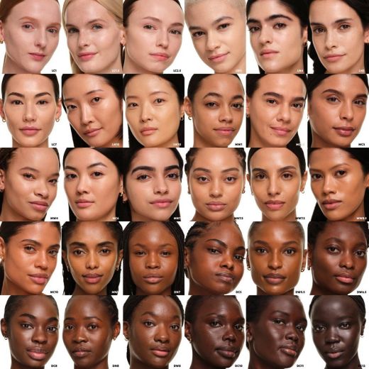 YVES SAINT LAURENT Affair Soft Glow Cushion Foundation