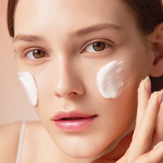 DEAR DAHLIA Heavenly Facial Cleanser