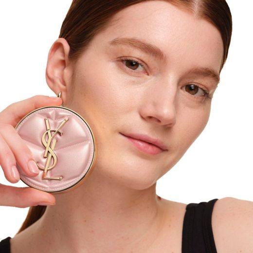YVES SAINT LAURENT Affair Soft Glow Cushion Foundation