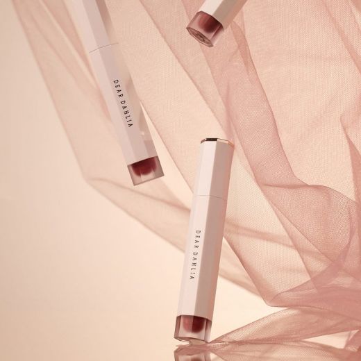 DEAR DAHLIA Dream Velvet Lip Cloud