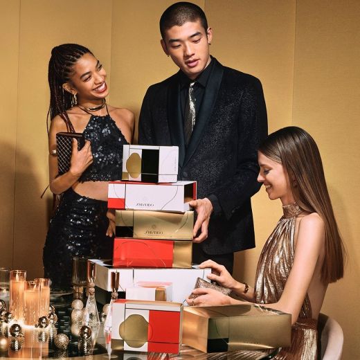 SHISEIDO Essential Energy Holiday Kit 