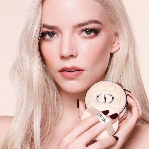 DIOR Forever On Set Powder