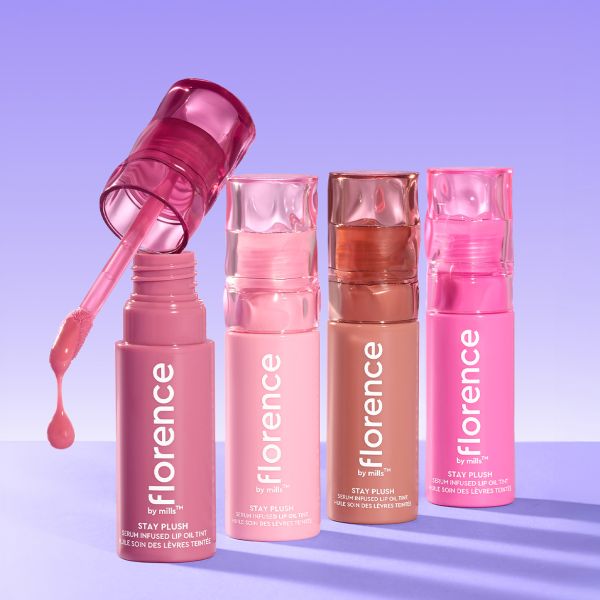 Florence by Mills piedāvā četru lūpu krāsu klāstu ar serumu rozā un neitrālos toņos, kas piešķir pūkainu, mitrinošu krāsu pieskārienu.