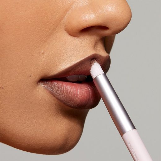 KYLIE COSMETICS Lip Brush