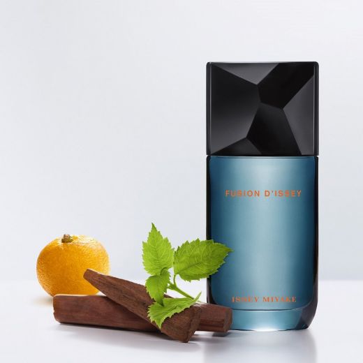 ISSEY MIYAKE Fusion d’Issey