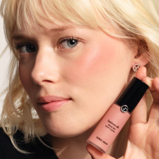 ARMANI BEAUTY Luminous Silk Cheek Tint Liquid Blush 