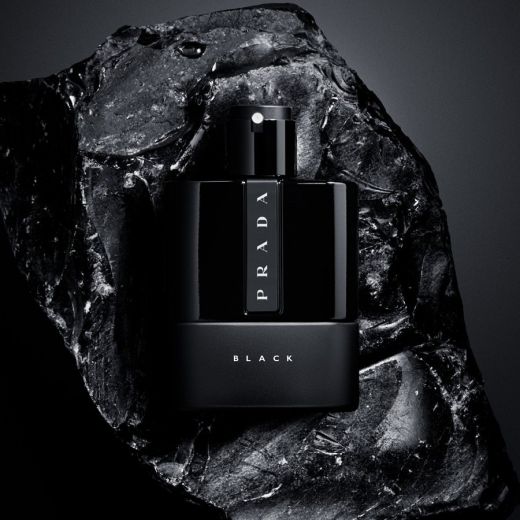 PRADA Luna Rossa Black