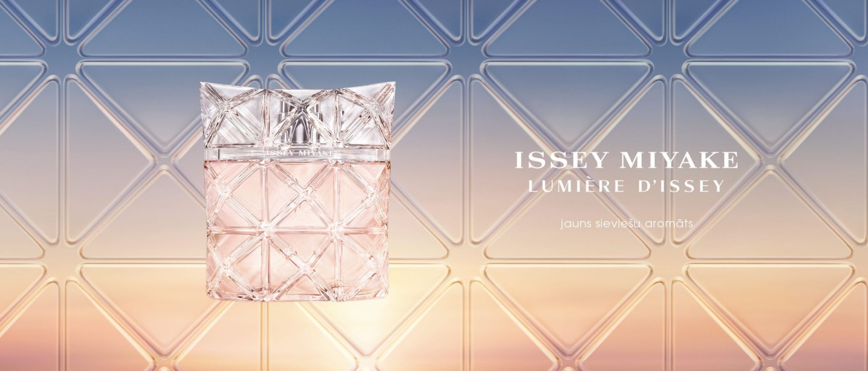 ISSEY MIYAKE Lumière D’issey