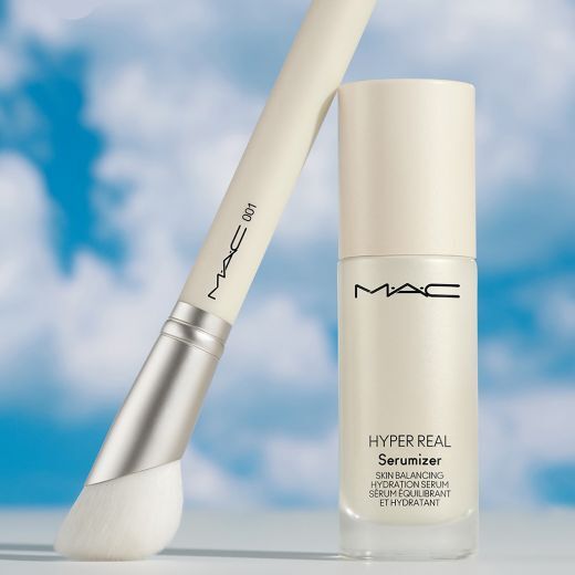 Mac Hyper Real 001 Serum + Moisturizer Brush 