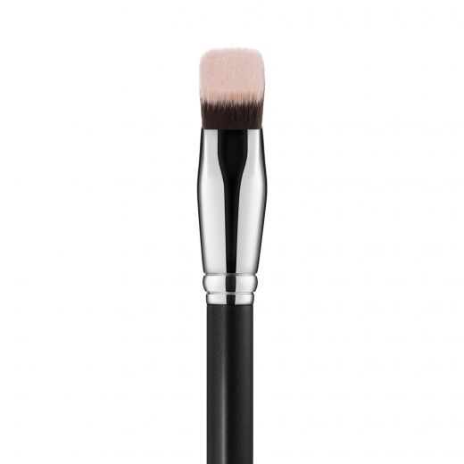 MAC 171S Smooth-Edge All Over Face Brush