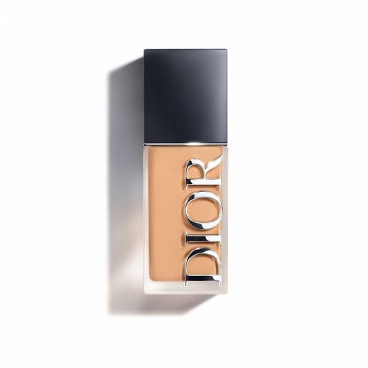 DIOR Skin Wear