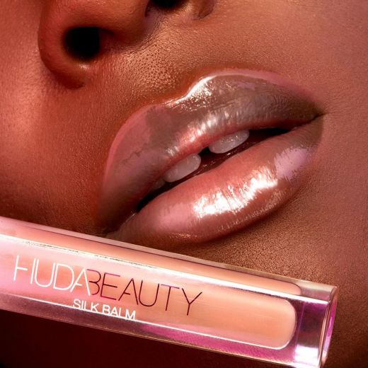 Huda Beauty Silk Balm Hydra-Plumping Lip Balm
