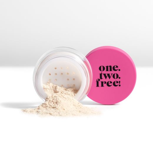 ONE.TWO.FREE! Hyaluronic Glow Powder