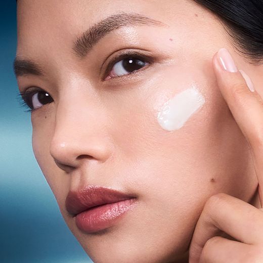 LA MER The Moisturizing Fresh Cream