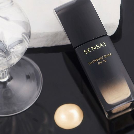 SENSAI Glowing Base 