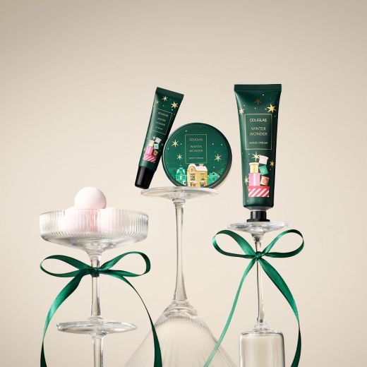 DOUGLAS COLLECTION Seasonal Winter Wonder Body Care Set 