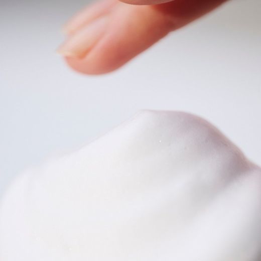 SENSAI Silky Purifying Creamy Soap 