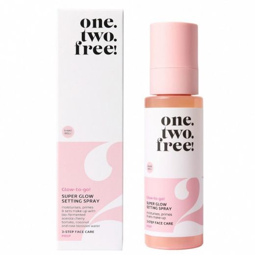 ONE.TWO.FREE! Super Glow Setting Spray 
