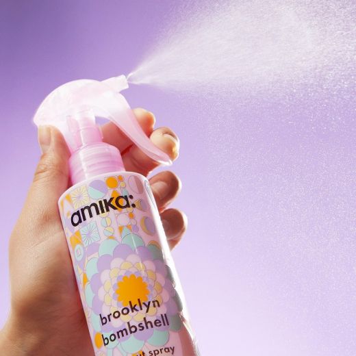 AMIKA Brooklyn Bombshell Blow Dry Spray