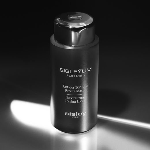 SISLEY Sisleÿum Revitalizing Toning Lotion 