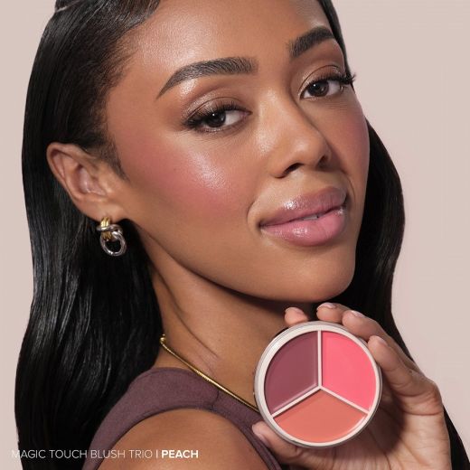 ANASTASIA BEVERLY HILLS Magic Touch Blush Trio  Peach 
