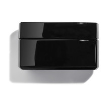 CHANEL Coco Noir