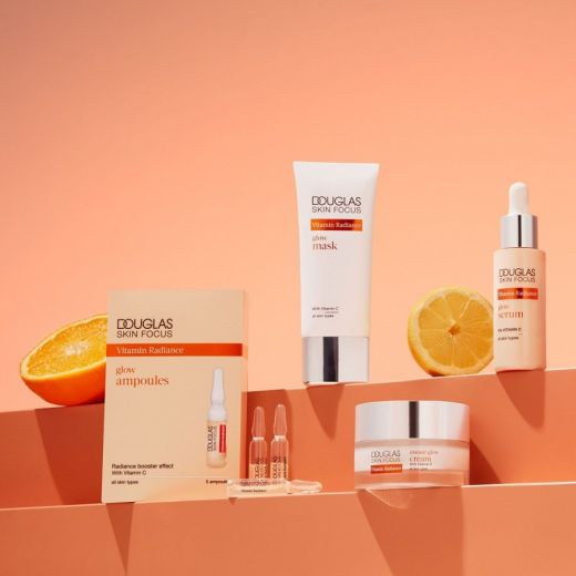 DOUGLAS COLLECTION SKIN FOCUS Vitamin Radiance Glow Ampoules