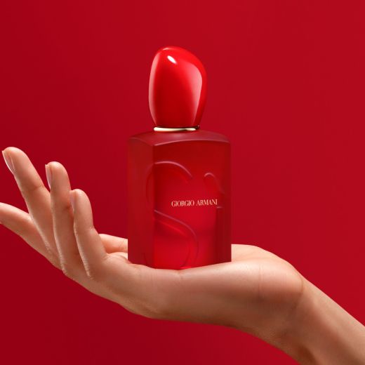 ARMANI Sì Passione Red Bloom