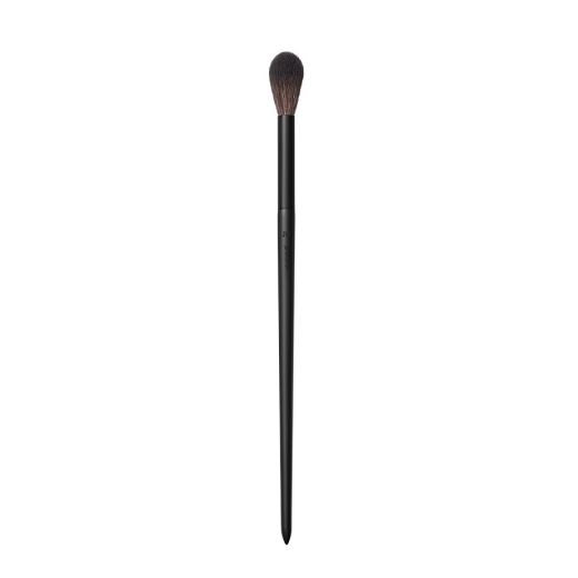 Morphe V111 – Full Bodied Highlighter Brush