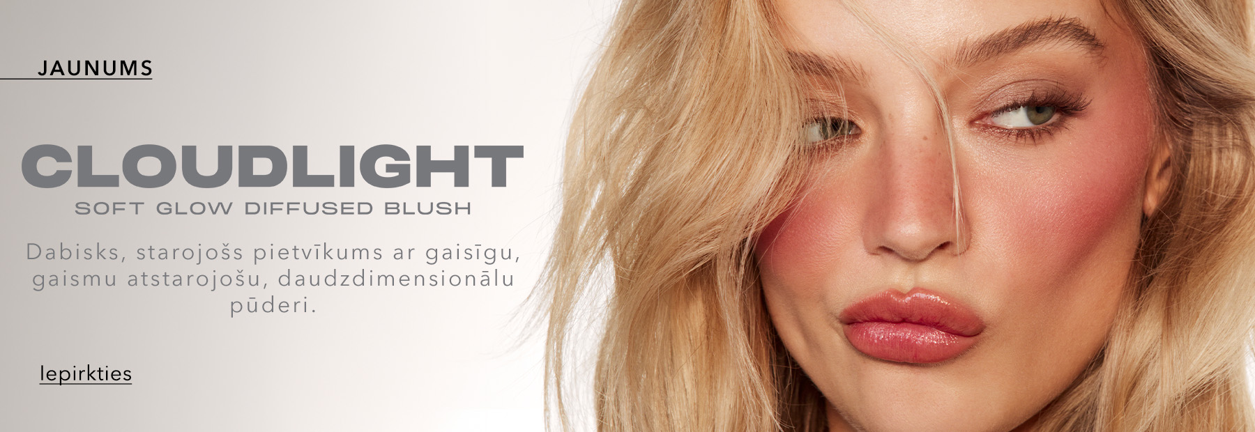 MORPHE Cloudlight Soft Glow Blush MORPHE Cloudlight Soft Glow Blush