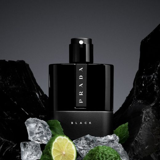 PRADA Luna Rossa Black