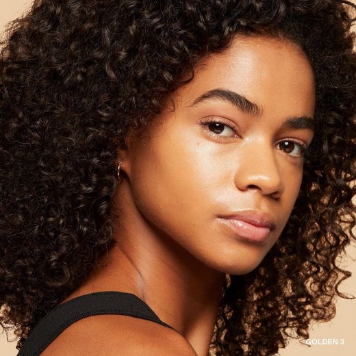 BOBBI BROWN Vitamin Enriched Skin Tint SPF 15 Golden 3