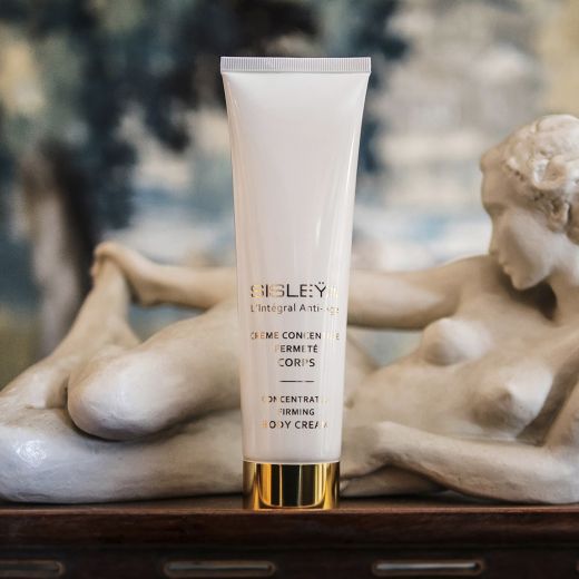 Sisley L'Intégral Anti-Âge Concentrated Firming Body Cream 