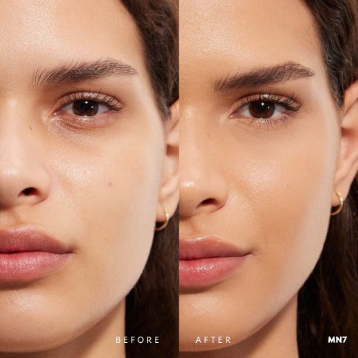 YVES SAINT LAURENT All Hours Glow Foundation 