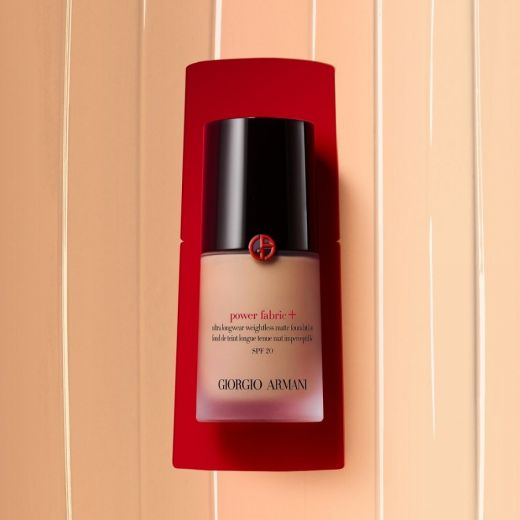 GIORGIO ARMANI BEAUTY Power Fabric Liquid Foundation