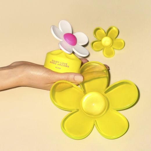 MARC JACOBS Daisy Love Glow