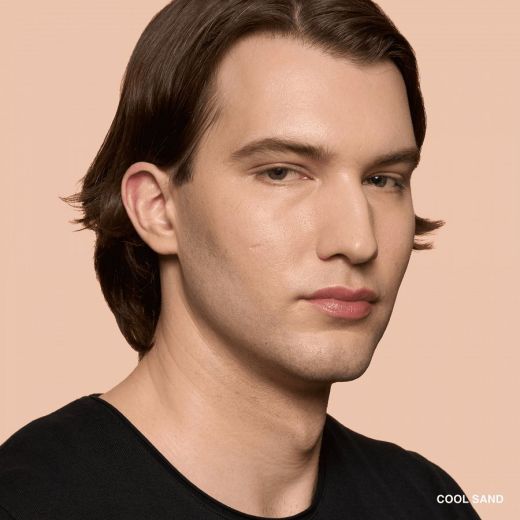 BOBBI BROWN Weightless Skin Foundation SPF 15 Cool Sand