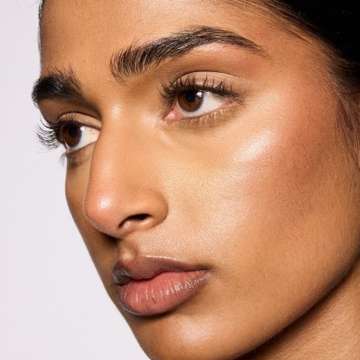MAC Glow Play Bouncy Highlighter
