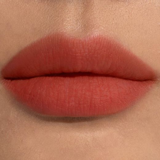 YVES SAINT LAURENT Lovenude Lip Blusher 