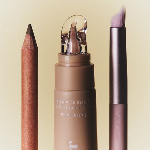 KYLIE COSMETICS Lip Brush