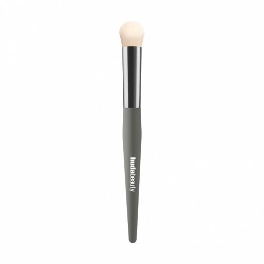 HUDA BEAUTY Undereye Buff Brush