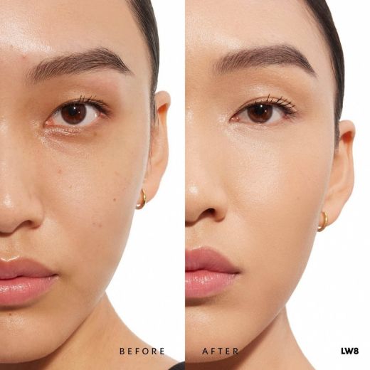 YVES SAINT LAURENT All Hours Glow Foundation 