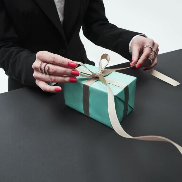 KORPORATĪVĀS DĀVANAS