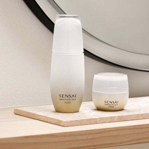SENSAI Absolute Silk Fluid
