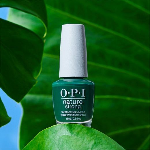 OPI Nature Strong Leaf by Example