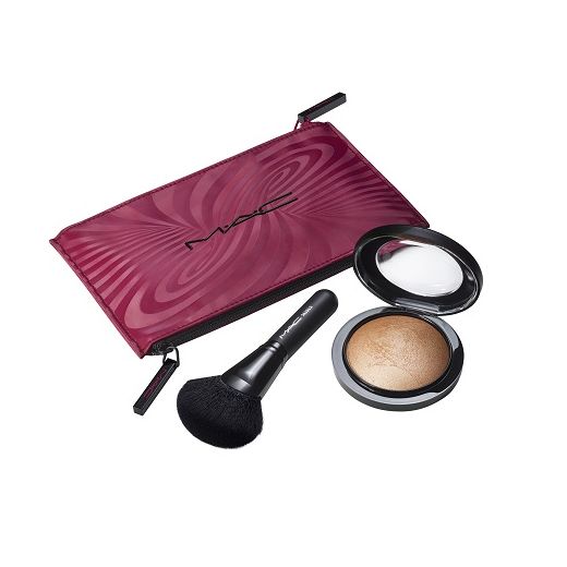 Mac Trick Of The Light Mineralize Skinfinish Kit