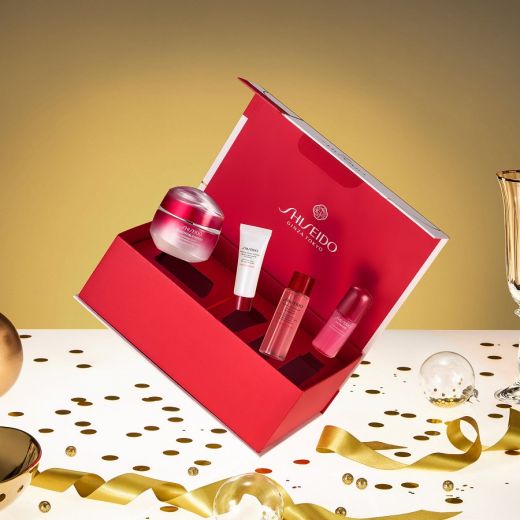 SHISEIDO Essential Energy Holiday Kit 