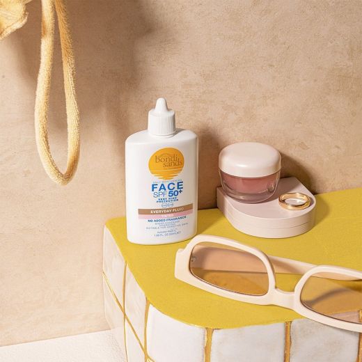 BONDI SANDS SPF 50+ Everyday Tinted Face Fluid